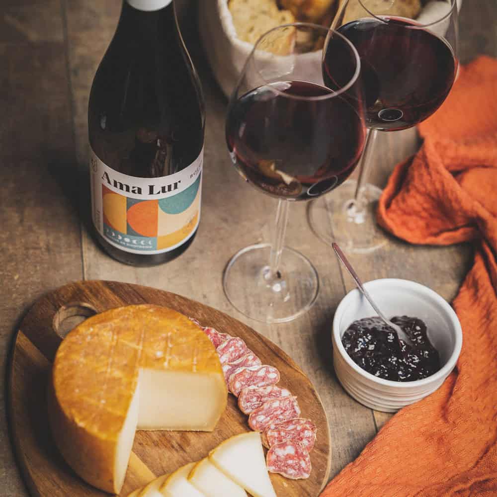 Vin Rouge De Navarre Bio ''ama Lur''