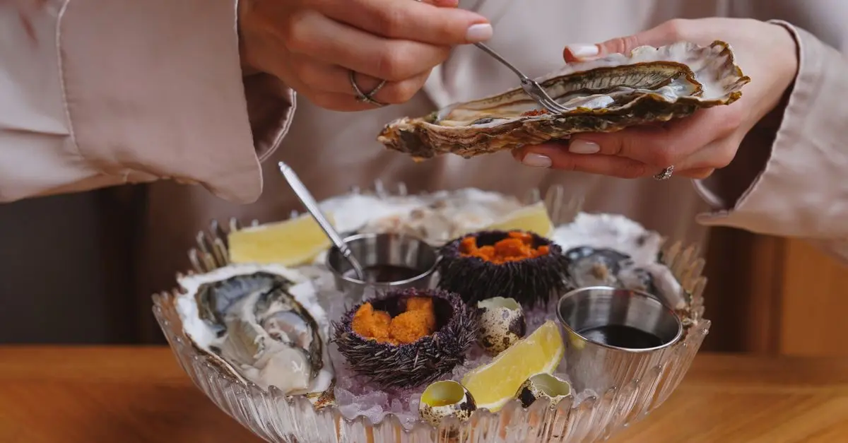 Guide Complet pour Déguster des Fruits de Mer : Accompagnements et Techniques
